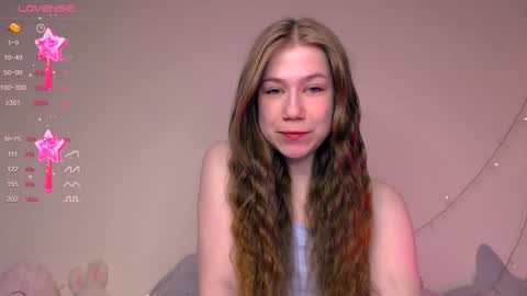 Snapshot of baby_girl_0001 chatting on 01-02-25, 01:38 Kira online show from 01-02-25, 01:38