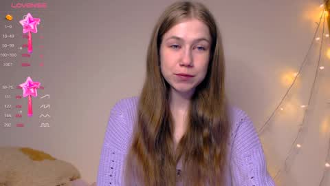 Snapshot of baby_girl_0001 chatting on 01-27-25, 11:43 Kira online show from 01-27-25, 11:43