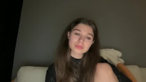 Baby girl nika online show from 05-01-26, 06:34