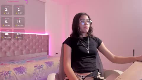 Snapshot of baby_glow01 chatting on 10-11-25, 12:58 baby_glow01 online show from 10-11-25, 12:58