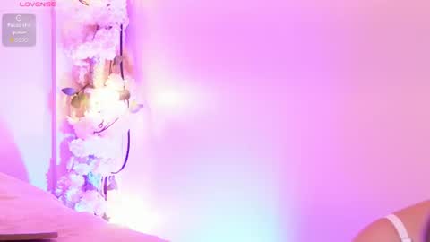 Snapshot of baby_june1 chatting on 07-02-26, 03:23 Baby june online show from 07-02-26, 03:23
