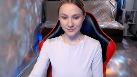 baby_kitte online show from 03-11-26, 04:18