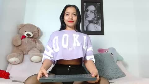 Snapshot of baby_lovehot_1 chatting on 05-03-26, 02:01 sofia online show from 05-03-26, 02:01