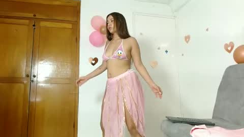 Snapshot of baby_lovehot_1 chatting on 07-17-26, 01:40 sofia online show from 07-17-26, 01:40