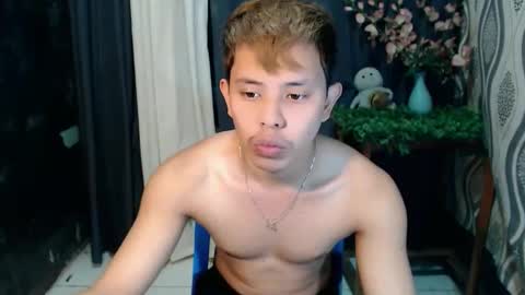 Max online show from 03-19-26, 06:17