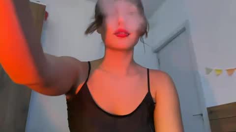 Snapshot of baby_meimei chatting on 03-11-25, 07:58 mei online show from 03-11-25, 07:58