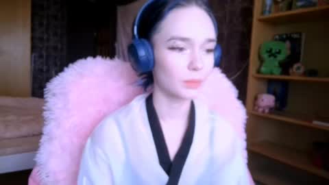 Snapshot of baby_onface chatting on 05-10-26, 07:02 Alice online show from 05-10-26, 07:02