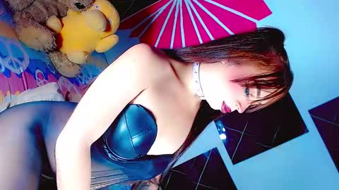 Tatii online show from 10-23-25, 07:29
