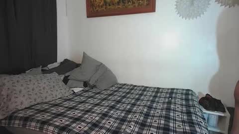 Snapshot of baby_simph chatting on 09-15-25, 07:41 Josh online show from 09-15-25, 07:41