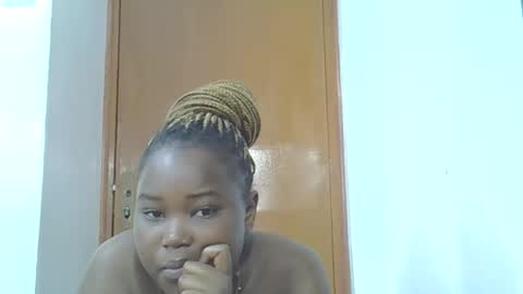 Snapshot of babyavil chatting on 02-25-26, 10:25 babyavil online show from 02-25-26, 10:25