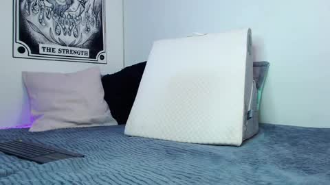 Snapshot of babycat4_ chatting on 02-06-25, 03:16 MARIA online show from 02-06-25, 03:16