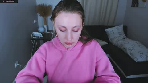 Eva online show from 10-10-25, 09:58