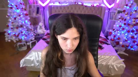 Sasha online show from 12-30-24, 03:25