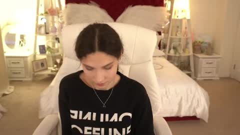 Sasha online show from 09-08-25, 07:02