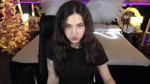 Sasha online show from 12-19-25, 07:54