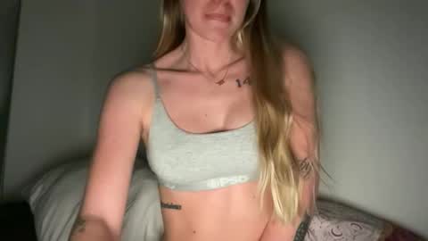 Miley King online show from 02-10-26, 08:18