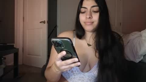 Snapshot of babygotbackends chatting on 01-27-25, 03:26 BabyGotBackends online show from 01-27-25, 03:26