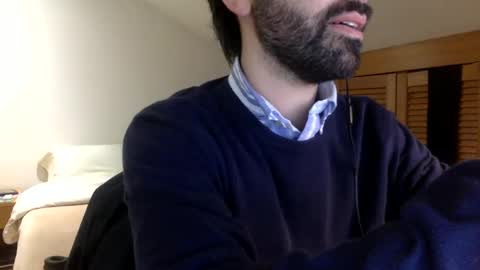 Snapshot of babyhardy chatting on 12-11-24, 07:14 Tom A.    online show from 12-11-24, 07:14