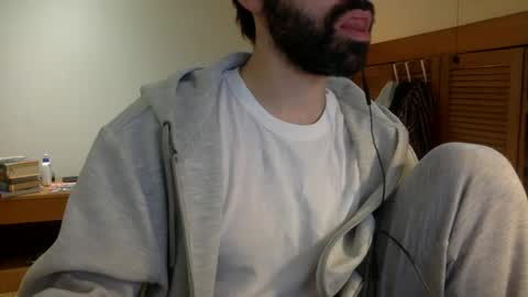 Snapshot of babyhardy chatting on 12-16-24, 11:44 Tom A.    online show from 12-16-24, 11:44