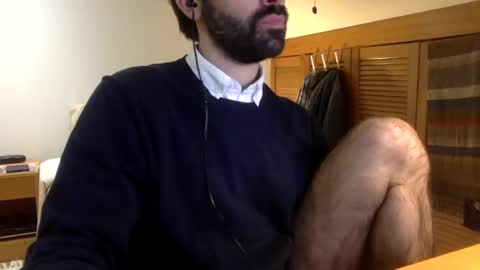 Snapshot of babyhardy chatting on 12-27-24, 11:21 Tom A.    online show from 12-27-24, 11:21