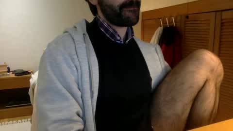 Snapshot of babyhardy chatting on 01-05-25, 05:20 Tom A.    online show from 01-05-25, 05:20