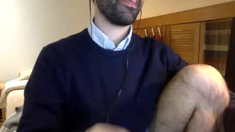 Snapshot of babyhardy chatting on 02-05-25, 06:37 Tom A.    online show from 02-05-25, 06:37