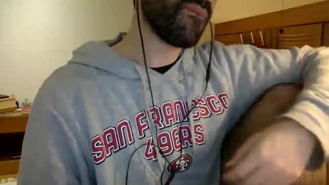 Snapshot of babyhardy chatting on 02-10-25, 07:28 Tom A.    online show from 02-10-25, 07:28