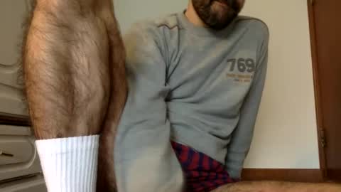 Snapshot of babyhardy chatting on 02-18-25, 01:22 Tom A.    online show from 02-18-25, 01:22