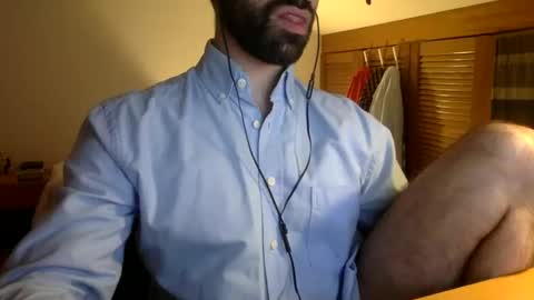 Snapshot of babyhardy chatting on 03-08-25, 12:33 Tom A.    online show from 03-08-25, 12:33