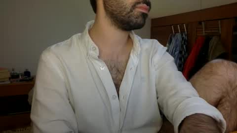 Snapshot of babyhardy chatting on 09-22-25, 04:20 Tom A.    online show from 09-22-25, 04:20