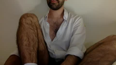 Snapshot of babyhardy chatting on 10-07-25, 10:29 Tom A.    online show from 10-07-25, 10:29