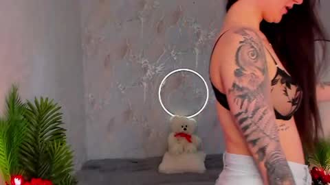 Sophia online show from 04-24-26, 02:03