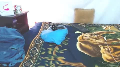 Snapshot of babyjhony chatting on 03-09-26, 02:04 Jhony Naughty Skater online show from 03-09-26, 02:04