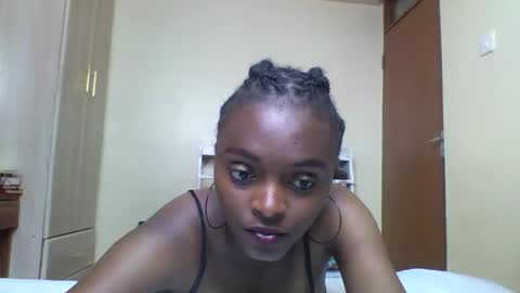 Snapshot of babylisah chatting on 09-18-25, 09:00 Babylisah online show from 09-18-25, 09:00