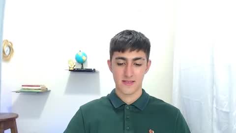 Snapshot of babymaik chatting on 12-23-24, 12:03 babymaik online show from 12-23-24, 12:03