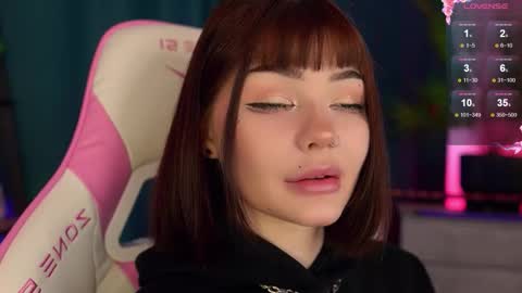 Nika online show from 10-16-25, 06:14