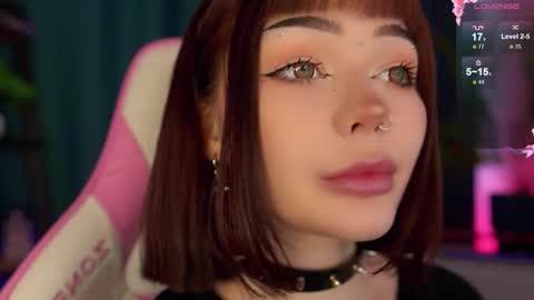 Nika online show from 10-18-25, 05:54