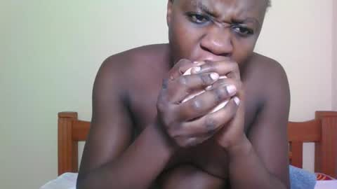 PRISCILLAH online show from 12-22-25, 08:28