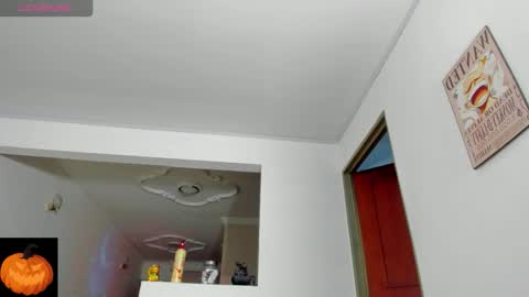 Snapshot of babysittert chatting on 10-26-25, 06:30 babysittert online show from 10-26-25, 06:30