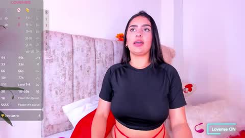 Snapshot of babysophiee chatting on 02-10-25, 10:09 sophie online show from 02-10-25, 10:09