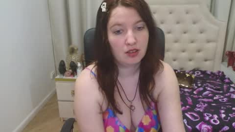 Angela online show from 04-09-26, 12:10
