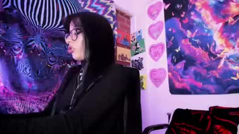Snapshot of bad_cherry chatting on 06-12-26, 04:00 Bratty Lanita - independent online show from 06-12-26, 04:00