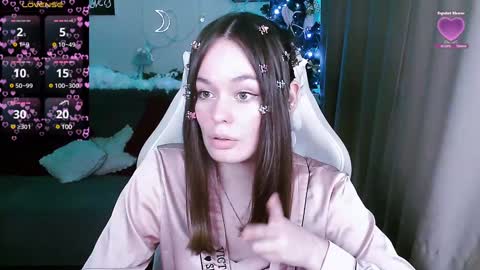 Lin online show from 12-09-24, 06:03