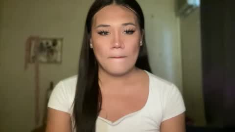 AMARA - FOLLOW ME AND THUMBS UP online show from 04-19-26, 01:38