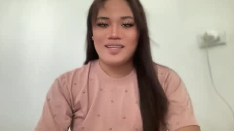 AMARA - FOLLOW ME AND THUMBS UP online show from 04-24-26, 01:41