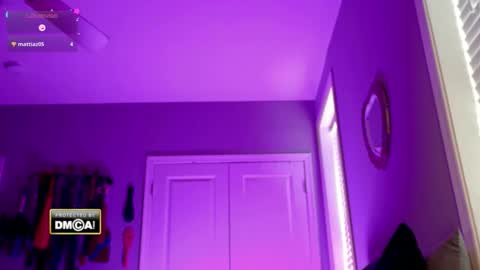 Alice online show from 12-17-25, 04:35