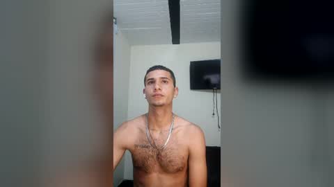 Snapshot of badboy300880 chatting on 07-20-26, 04:16 alejo 18cm online show from 07-20-26, 04:16