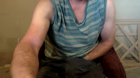 Snapshot of baddadatwork chatting on 11-17-25, 08:14 baddadatwork online show from 11-17-25, 08:14