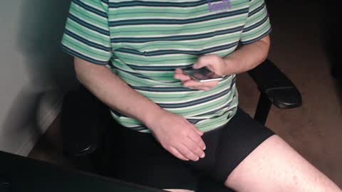 Snapshot of baddaddy77 chatting on 01-27-25, 01:09 baddaddy77 online show from 01-27-25, 01:09