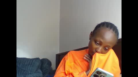 baddie_bunnie online show from 04-19-26, 06:10